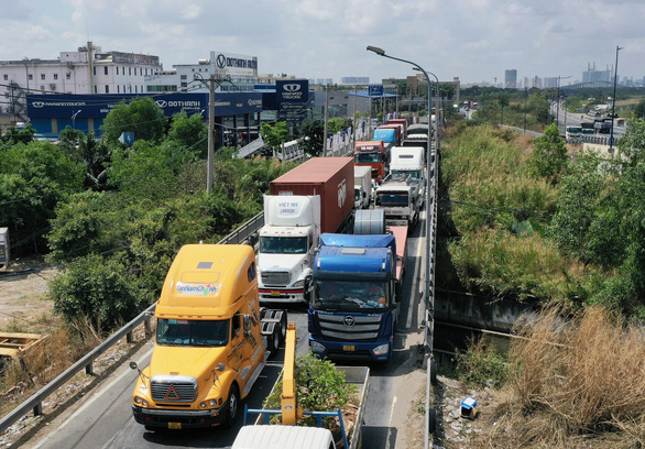 TP.HCM trình Hội đồng nhân dân sửa đổi, bổ sung phí hạ tầng cảng biển