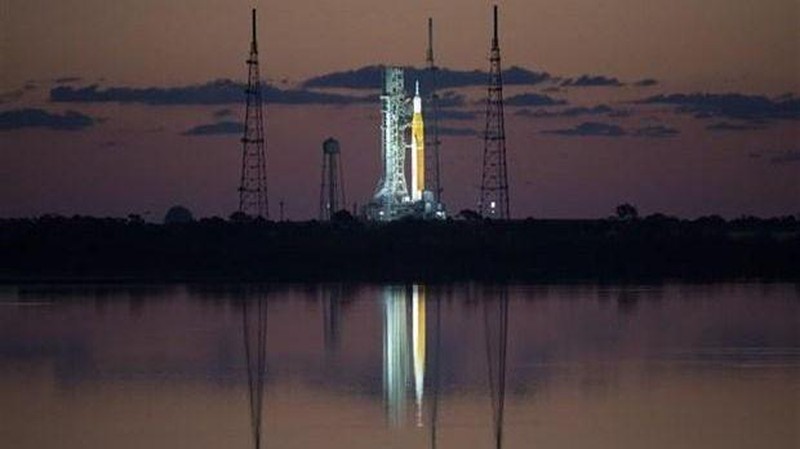 NASA xem xét thời điểm phóng tàu vũ trụ khám phá Mặt Trăng