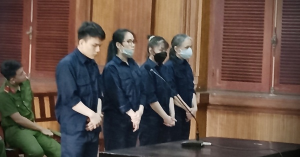 Dùng video nhạy cảm 'tống tiền' người yêu cũ